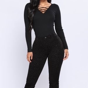 Mandeleine Sweater Top